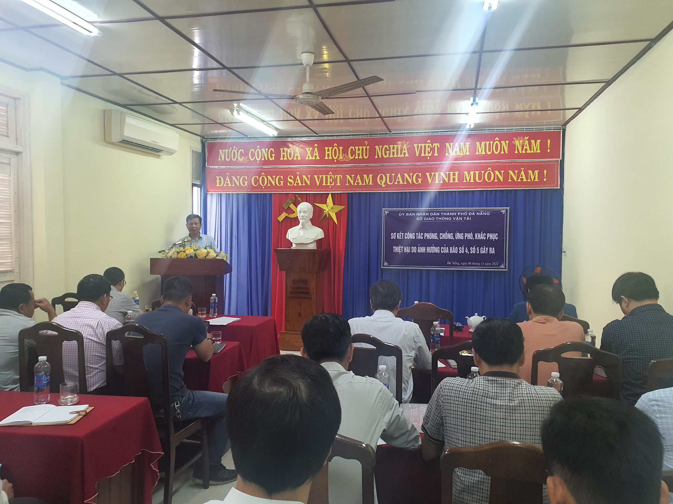 SƠ KẾT CÔNG TÁC PHÒNG, CHỐNG, ỨNG PHÓ VÀ KHẮC PHỤC BÃO SỐ 4 VÀ SỐ 5 NĂM 2022